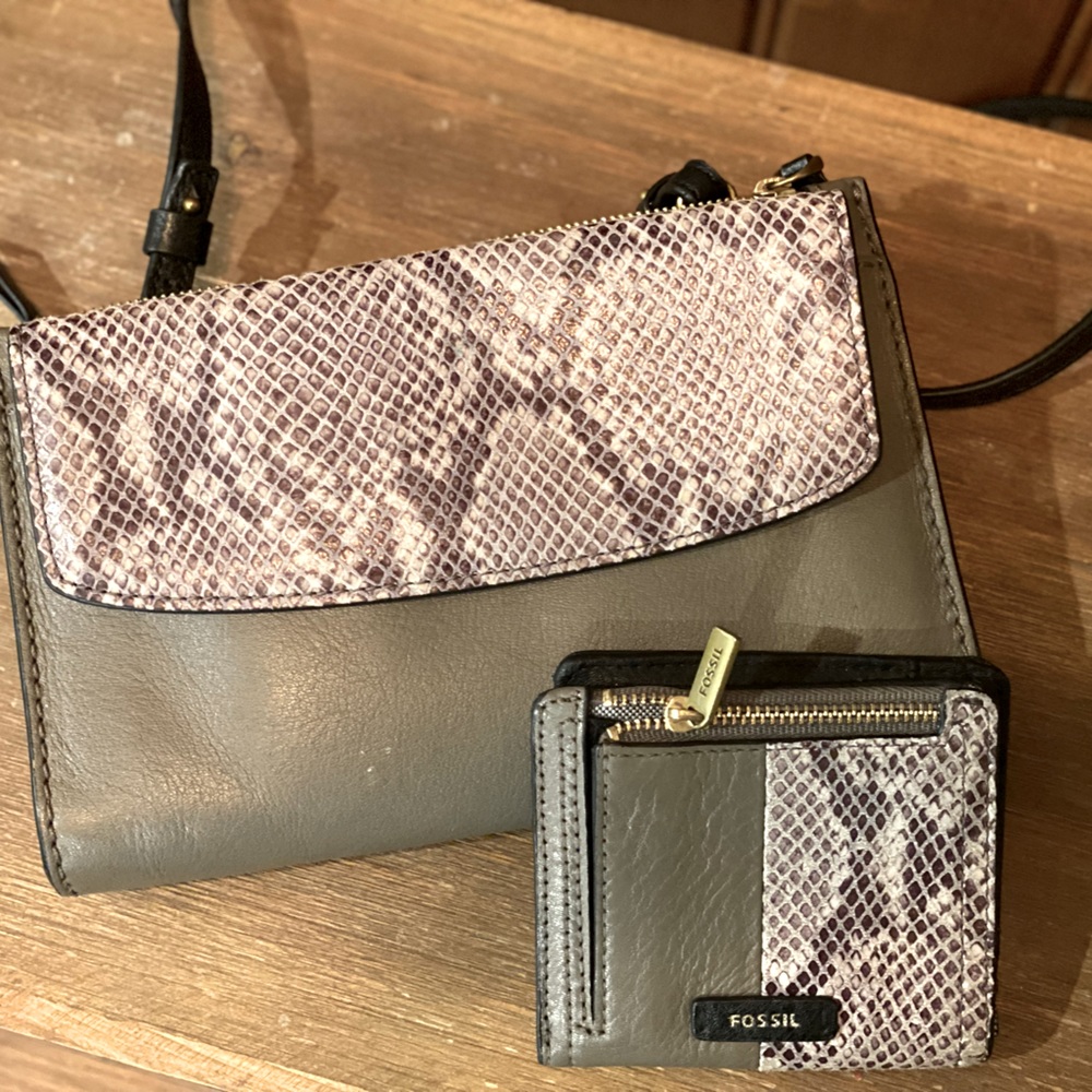 Fossil Leather Zip "Logan" Snakeskin Purse and mini wallet